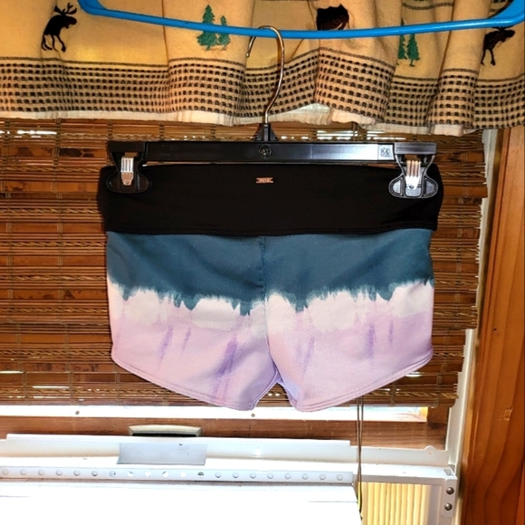 SALE, NWOT! VICTORIA'S SECRET TIE DIE SPANDEX SWIM SHORTS! - Picture 2 of 4